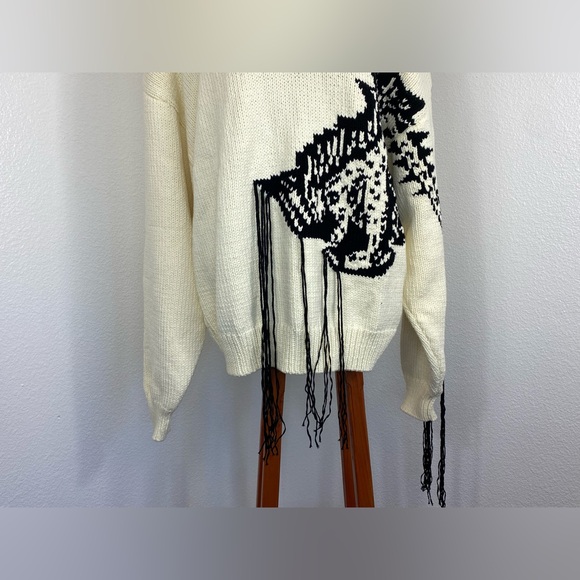 Hellessy Ortega Dinosaur Women’s Sweater Oversized L Ecru & Black Fringe $890 - Picture 6 of 16